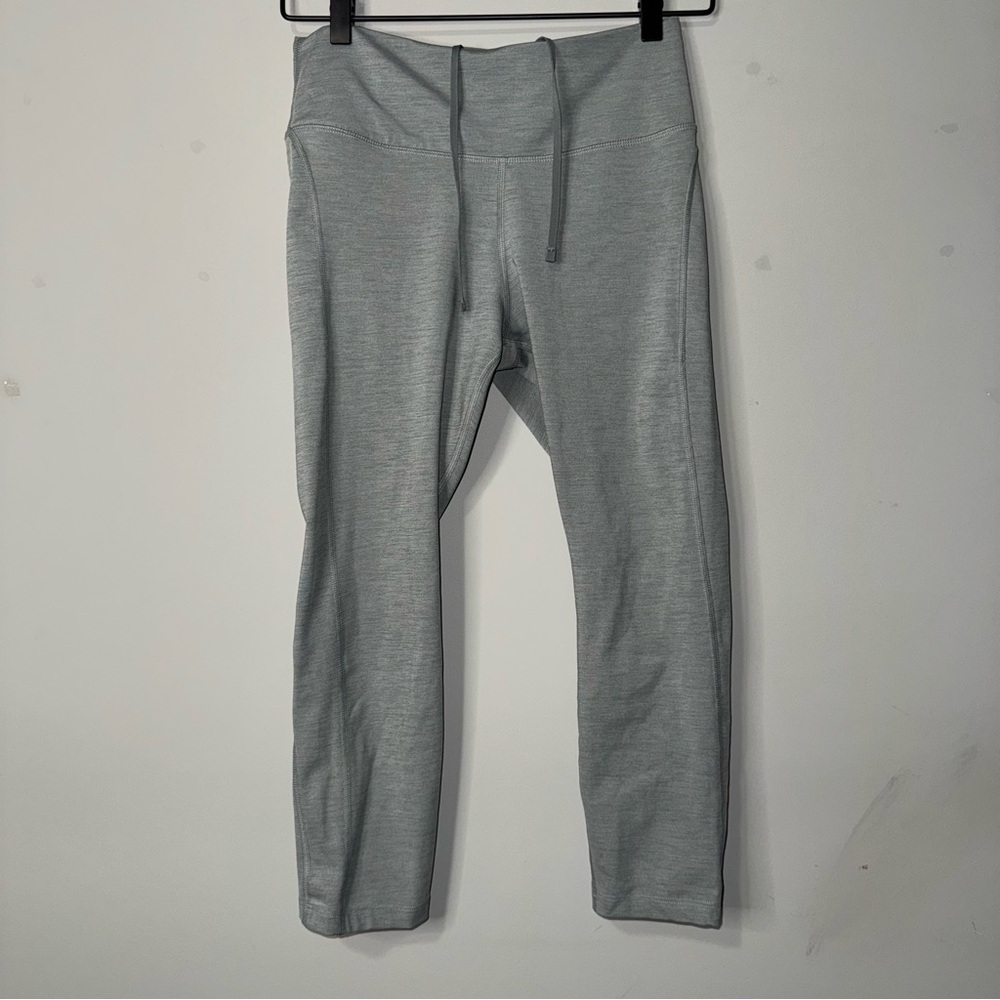 Nike Dri-FIT Womens Heather Gray Running Leggings Crop Mesh Panels Size M‎